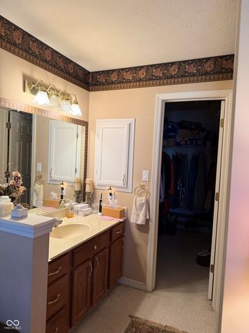 3361 W Hidden Lake Court, Greenfield, IN 46140