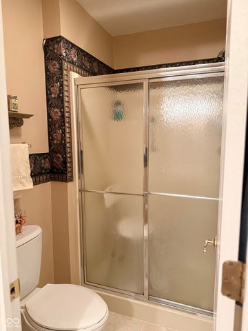 3361 W Hidden Lake Court, Greenfield, IN 46140