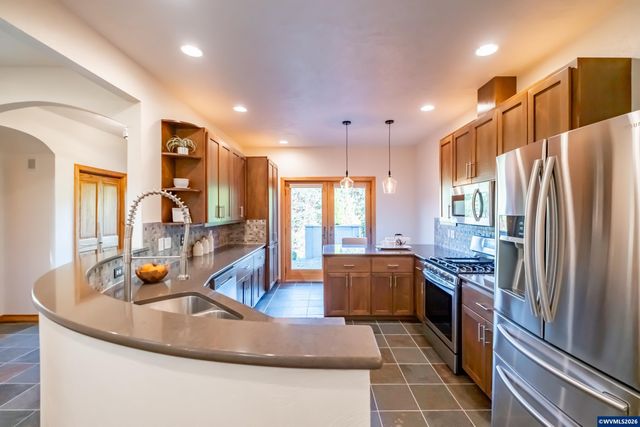 3559 NW Glenridge Dr, Corvallis, OR 97330