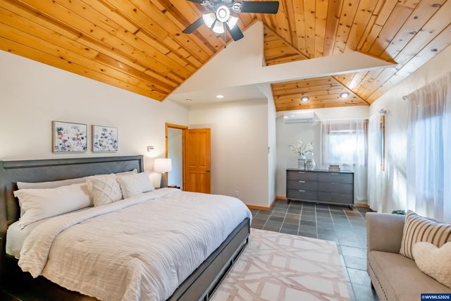 3559 NW Glenridge Dr, Corvallis, OR 97330