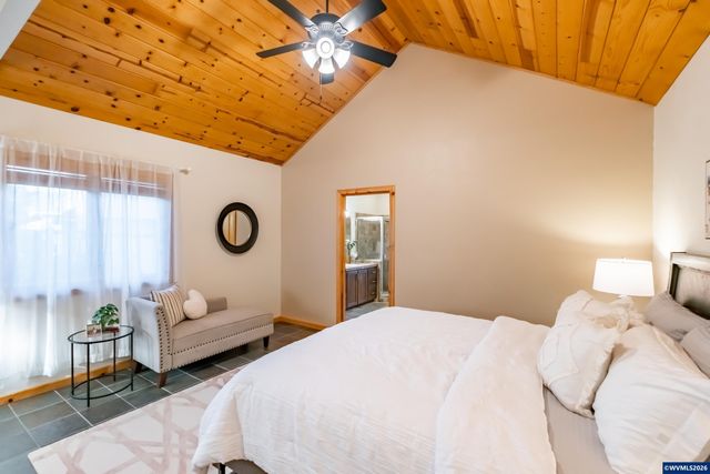 3559 NW Glenridge Dr, Corvallis, OR 97330