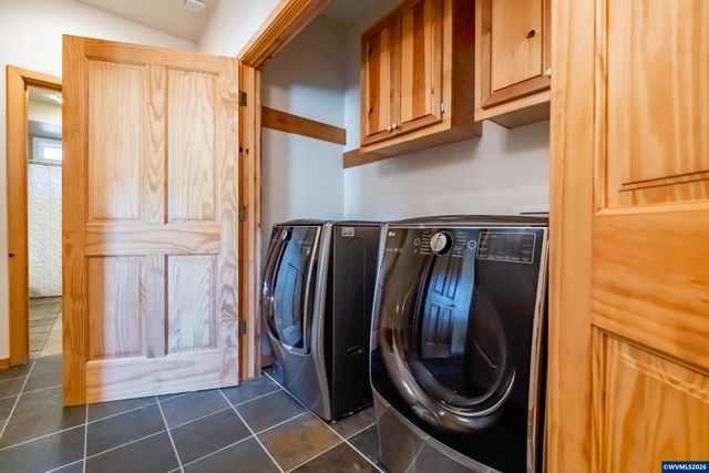 3559 NW Glenridge Dr, Corvallis, OR 97330