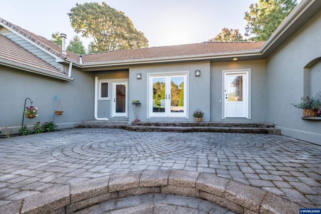 3559 NW Glenridge Dr, Corvallis, OR 97330