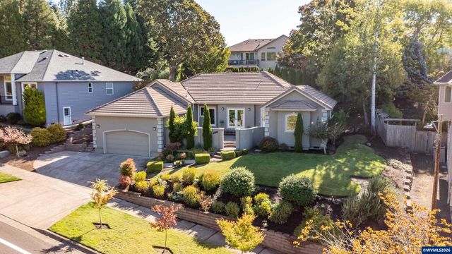 3559 NW Glenridge Dr, Corvallis, OR 97330