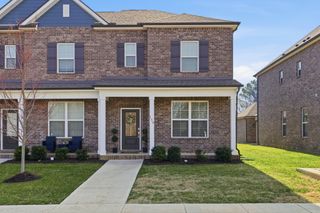 150 Jackson Alan Dr, Murfreesboro, TN 37130