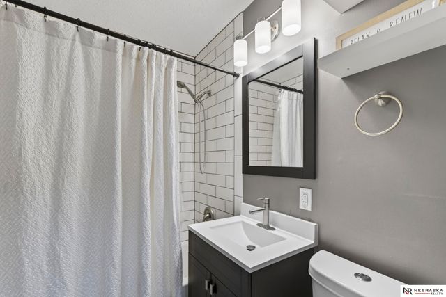 2206 Gertrude Street, Bellevue, NE 68147