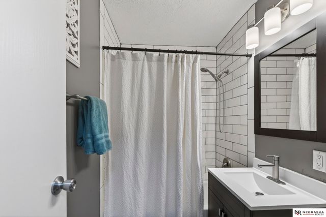 2206 Gertrude Street, Bellevue, NE 68147