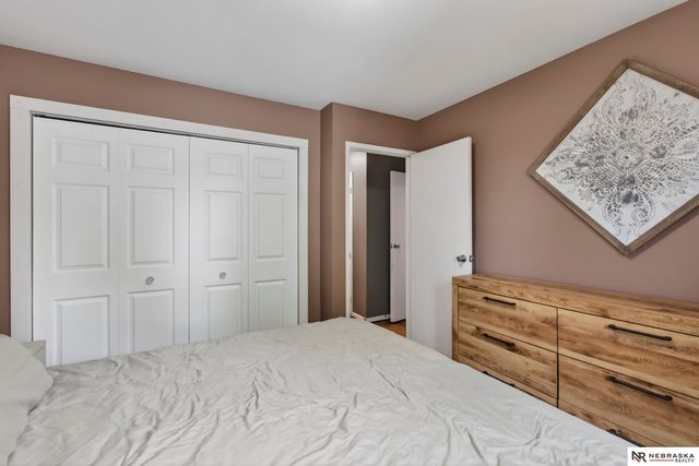 2206 Gertrude Street, Bellevue, NE 68147