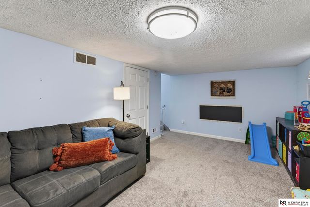 2206 Gertrude Street, Bellevue, NE 68147