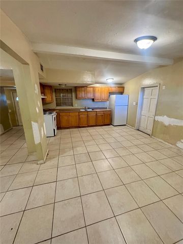 7204 E CAYUGA STREET, Tampa, FL 33610