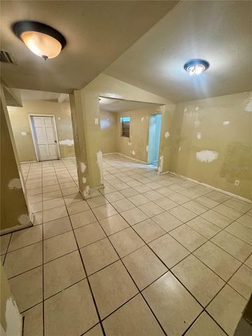 7204 E CAYUGA STREET, Tampa, FL 33610
