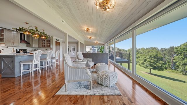 7729 Lasata Lane, Harrison, TN 37341