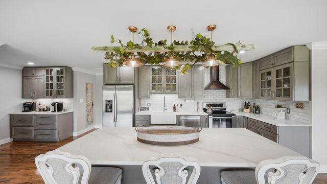 7729 Lasata Lane, Harrison, TN 37341