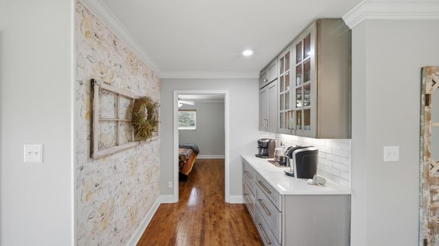 7729 Lasata Lane, Harrison, TN 37341