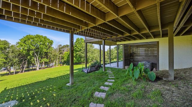 7729 Lasata Lane, Harrison, TN 37341
