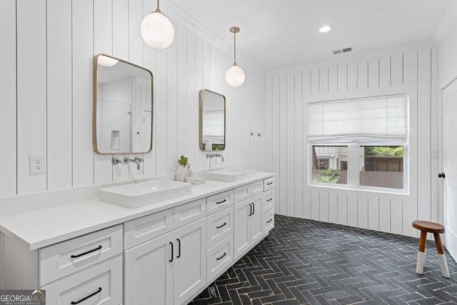 362 Clifton Road NE, Atlanta, GA 30307