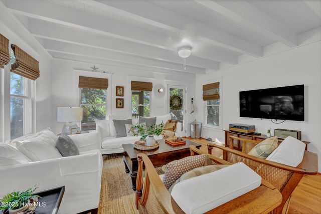 638 Chicamacomico Way, Southport, NC 28461