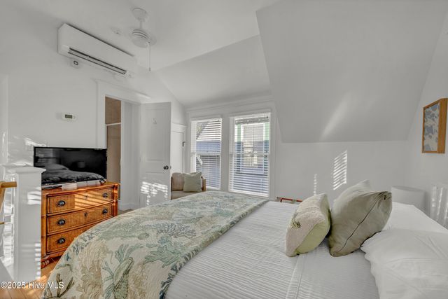 638 Chicamacomico Way, Southport, NC 28461