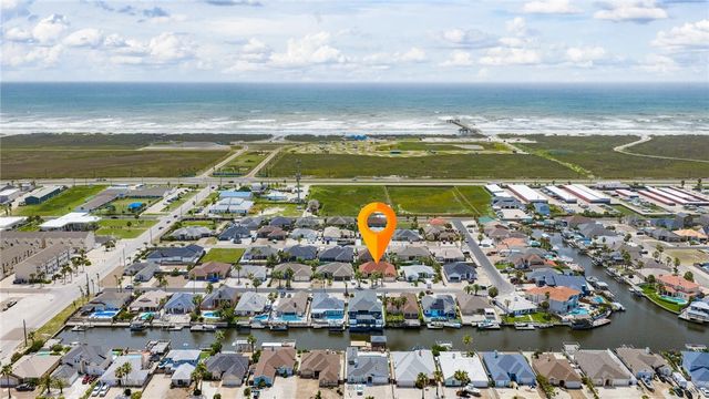 15826 ALMERIA Ave, Corpus Christi, TX 78418