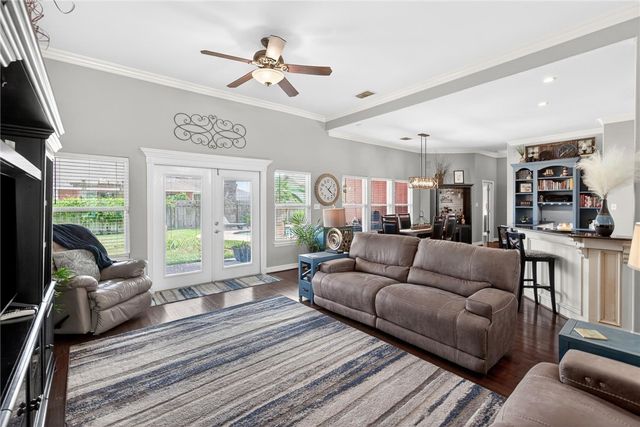 15826 ALMERIA Ave, Corpus Christi, TX 78418