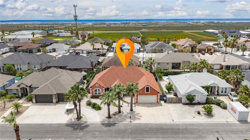15826 ALMERIA Ave, Corpus Christi, TX 78418