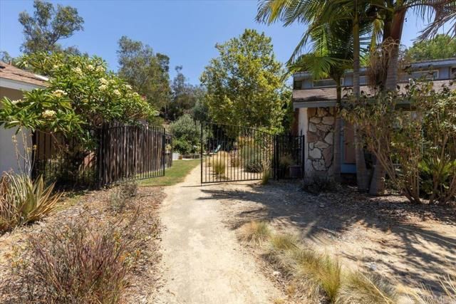 5488 New Mills Rd, San Diego, CA 92115