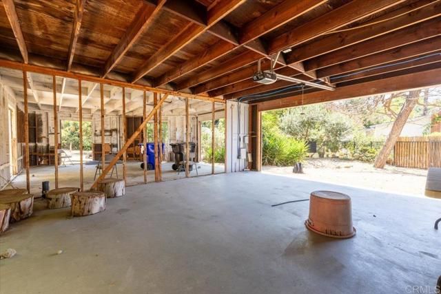 5488 New Mills Rd, San Diego, CA 92115