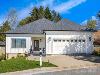 46 Fortune Lane, Brevard, NC 28712