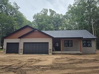 918 Scenic Drive, Muskegon, MI 49445