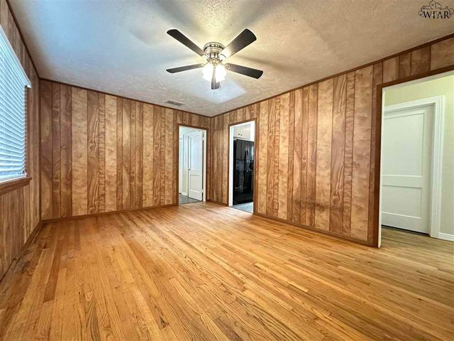 2211 FILLMORE STREET, Wichita Falls, TX 76309