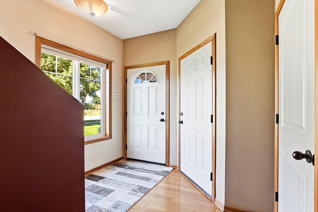 146 Shetland Lane, Lino Lakes, MN 55014 — photo 5