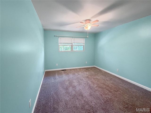 1395 Brownsmill Road, Elsberry, MO 63343