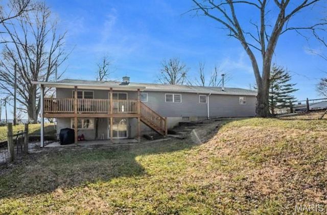 1395 Brownsmill Road, Elsberry, MO 63343