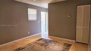 55 SW 12th St 3, Dania Beach, FL 33004