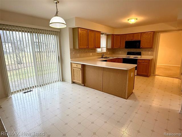 2399 Marquis Court, Ann Arbor, MI 48103