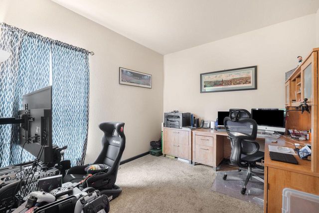 1721 Sagewood CIRCLE, West Bend, WI 53095