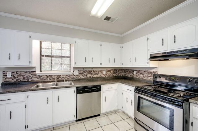 3821 Crest Drive, Hephzibah, GA 30815