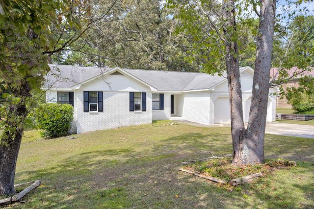 3821 Crest Drive, Hephzibah, GA 30815