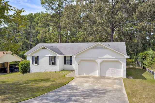 3821 Crest Drive, Hephzibah, GA 30815