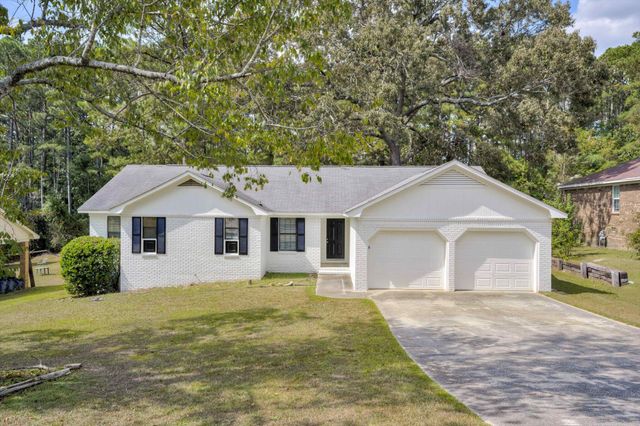 3821 Crest Drive, Hephzibah, GA 30815