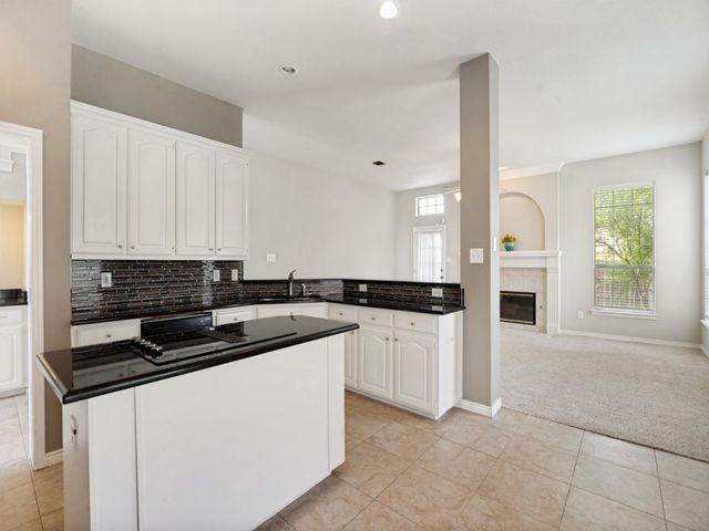 4620 Dusk Meadow Drive, Carrollton, TX 75010