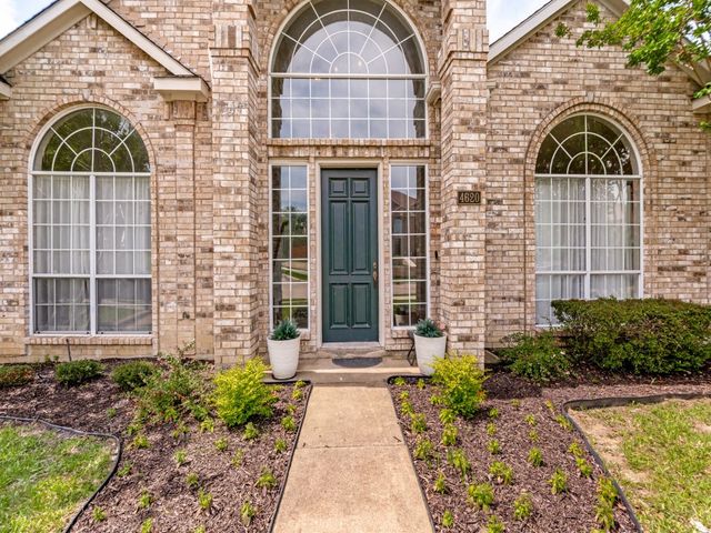 4620 Dusk Meadow Drive, Carrollton, TX 75010