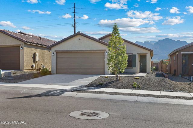 9306 N Agave Gold Road, Tucson, AZ 85742