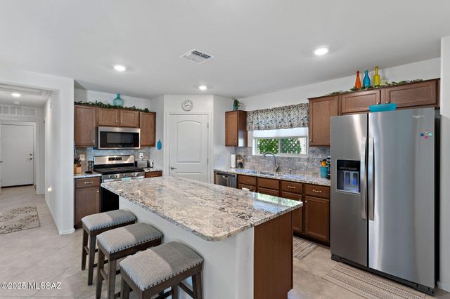 9306 N Agave Gold Road, Tucson, AZ 85742