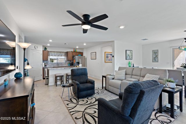 9306 N Agave Gold Road, Tucson, AZ 85742