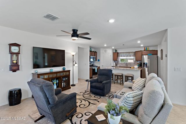 9306 N Agave Gold Road, Tucson, AZ 85742