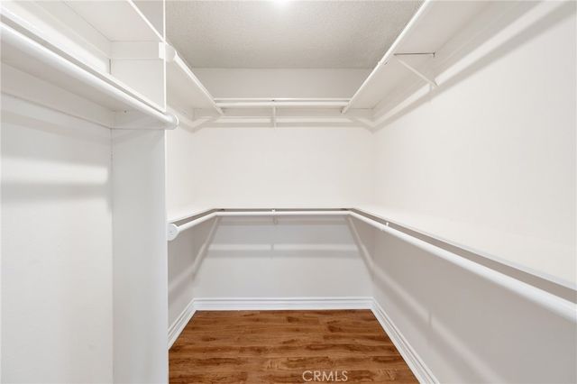 4726 Park Granada 216, Calabasas, CA 91302