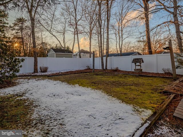 1038 WHITECAP AVENUE, Manahawkin, NJ 08050