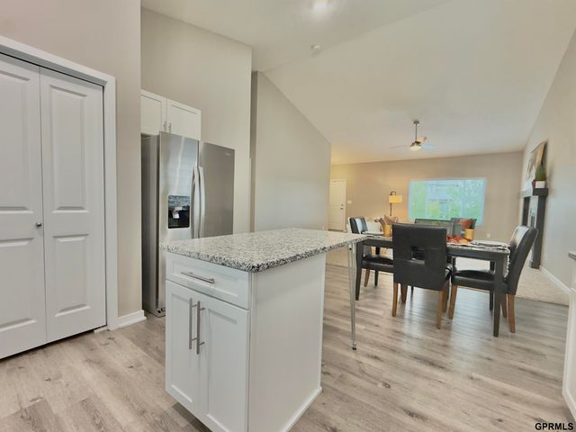 6543 SW 8th Street, Lincoln, NE 68523