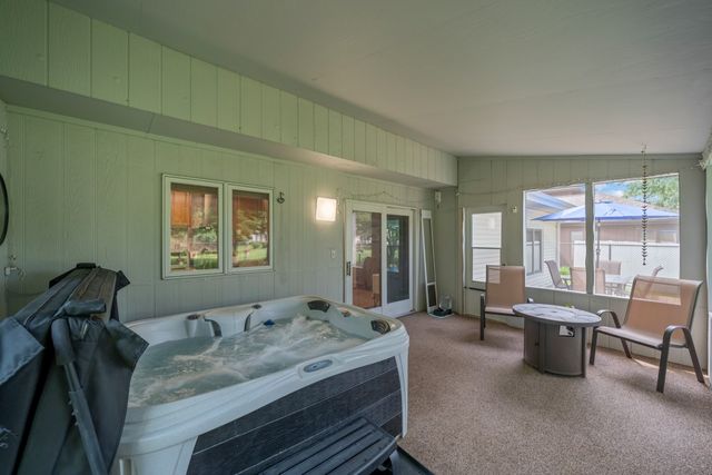 1617 Jackson Drive, Ames, IA 50010